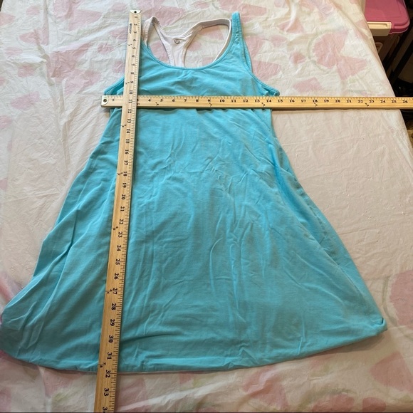 Lululemon Double Layer Twist Bubble Dress Reversible Racerback Blue White size 2 - Picture 3 of 8